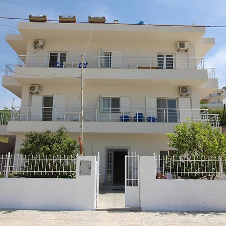 Sunset Apartments Berdenesh Σαράντα Εξωτερικό φωτογραφία