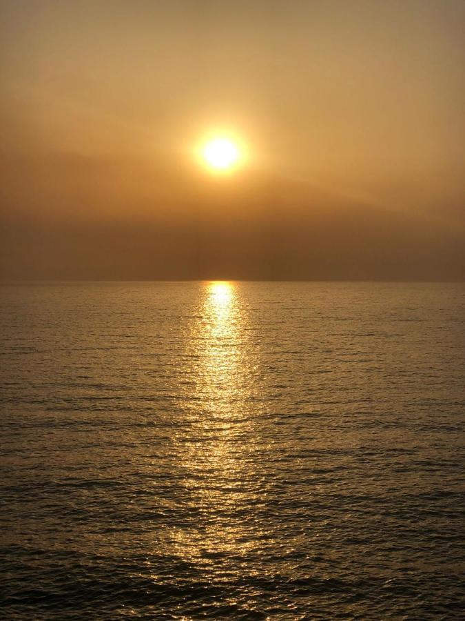 Sunset Apartments Berdenesh Σαράντα Εξωτερικό φωτογραφία