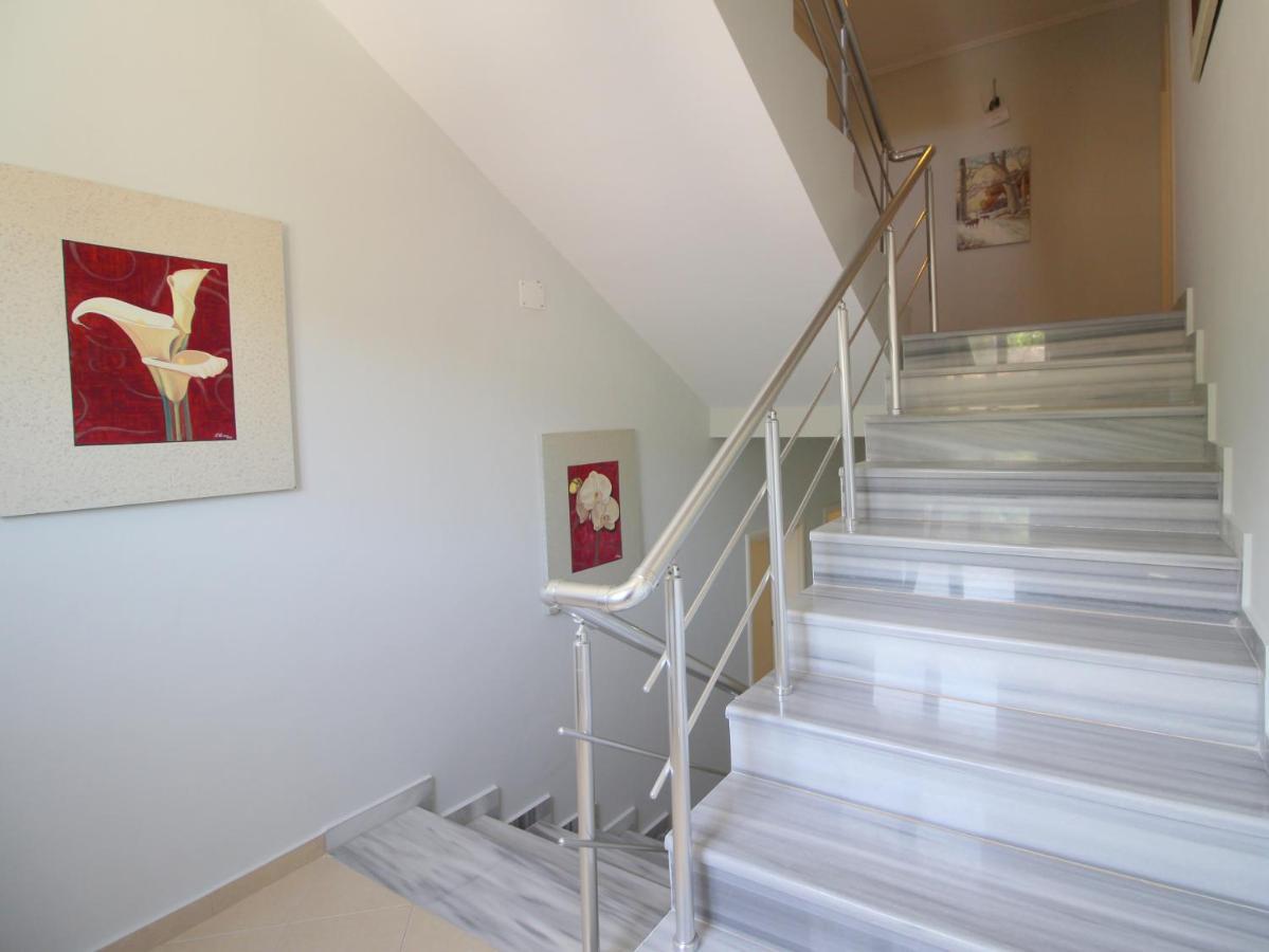 Sunset Apartments Berdenesh Σαράντα Εξωτερικό φωτογραφία