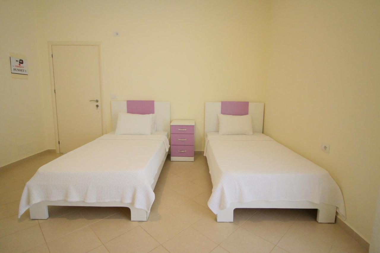 Sunset Apartments Berdenesh Σαράντα Εξωτερικό φωτογραφία